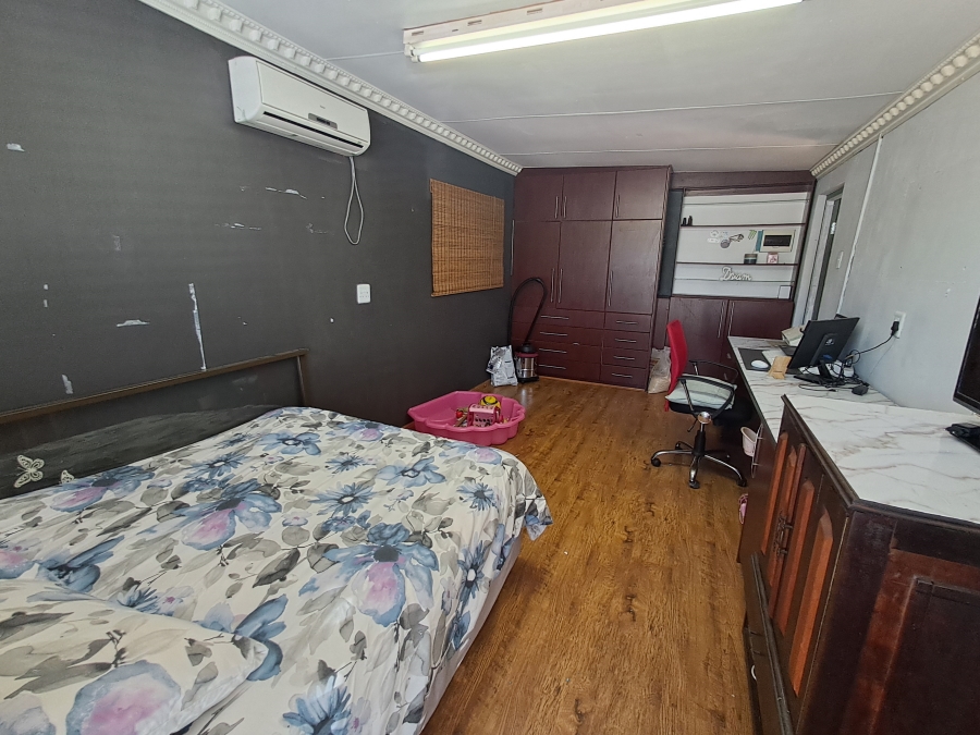 4 Bedroom Property for Sale in Manor Heights Eastern Cape